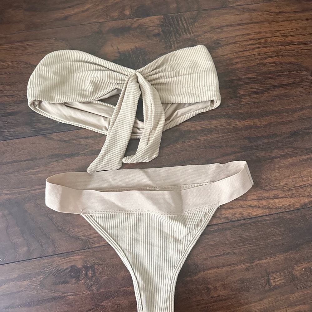 Frankie's bikini set medium